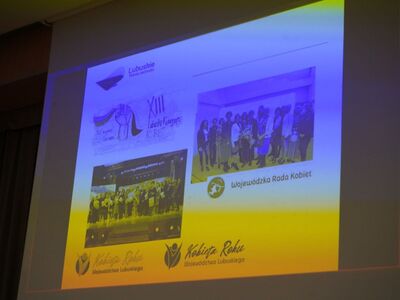 18 lutego 2023 r. Debata z cyklu „Rozmowy przy okrągłym stole o Bezpiecznej Szkole”, na którą zaprosiły Fundacja GrowSPACE we współpracy z Regionalnym Przedstawicielstwem Komisji Europejskiej w Polsce - w Sali Kolumnowej Urzędu Marszałkowskiego Województwa Lubuskiego w Zielonej Górze.