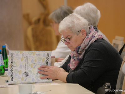 Uczestnicy Forum Producentów Produktów Regionalnych w Sali Kolumnowej Urzędu Marszałkowskiego Województwa Lubuskiego w Zielonej Górze 