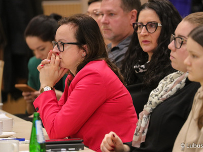 Uczestnicy Forum Producentów Produktów Regionalnych w Sali Kolumnowej Urzędu Marszałkowskiego Województwa Lubuskiego w Zielonej Górze 