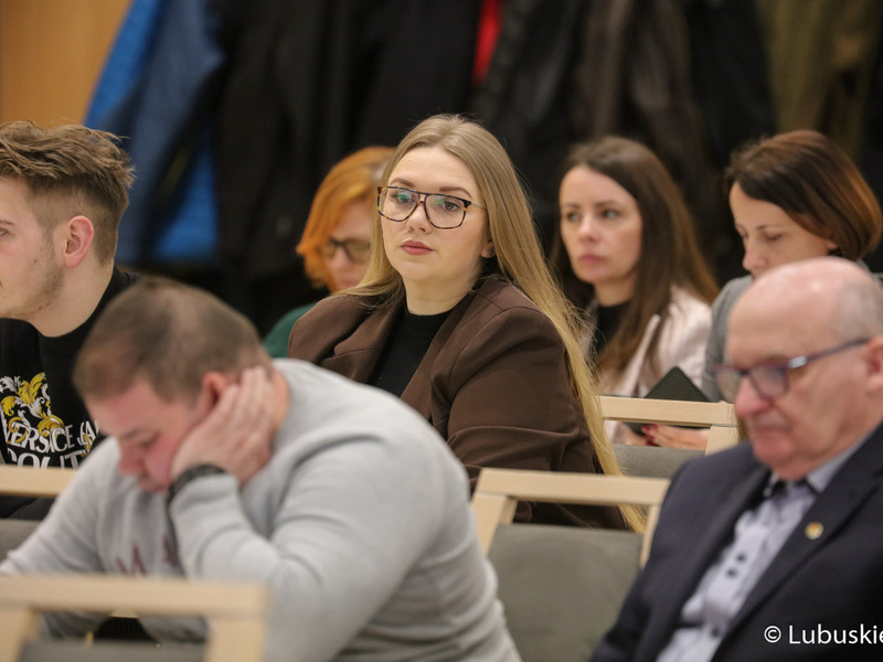 Uczestnicy Forum Producentów Produktów Regionalnych w Sali Kolumnowej Urzędu Marszałkowskiego Województwa Lubuskiego w Zielonej Górze