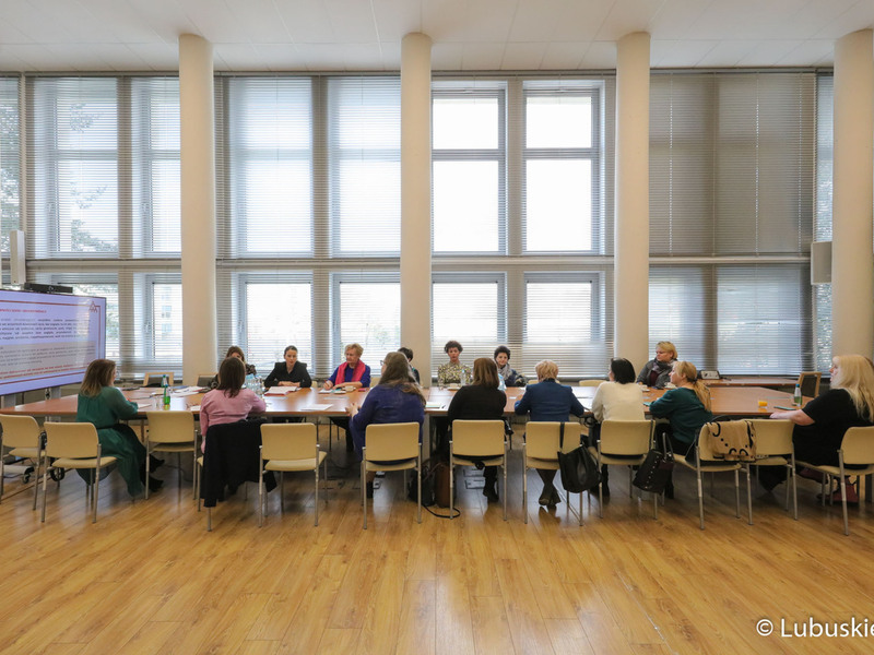 Posiedzenie Wojewódzkiej Rady Kobiet w Urzędzie Marszałkowskim Województwa Lubuskiego w Zielonej Górze