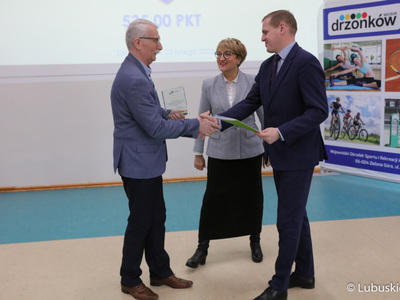 W Wojewódzkim Ośrodku Sportu i Rekreacji w Zielonej Górze Drzonkowie podsumowano wyniki sportowe dzieci i młodzieży w 2022 r. Oprócz nagród dla lubuskich klubów sportowych przyznano wyróżnienia indywidualne.
