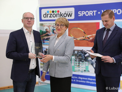 W Wojewódzkim Ośrodku Sportu i Rekreacji w Zielonej Górze Drzonkowie podsumowano wyniki sportowe dzieci i młodzieży w 2022 r. Oprócz nagród dla lubuskich klubów sportowych przyznano wyróżnienia indywidualne.
