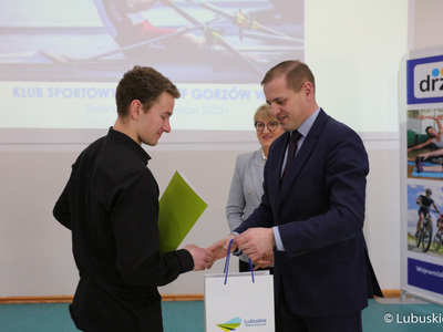 W Wojewódzkim Ośrodku Sportu i Rekreacji w Zielonej Górze Drzonkowie podsumowano wyniki sportowe dzieci i młodzieży w 2022 r. Oprócz nagród dla lubuskich klubów sportowych przyznano wyróżnienia indywidualne.
