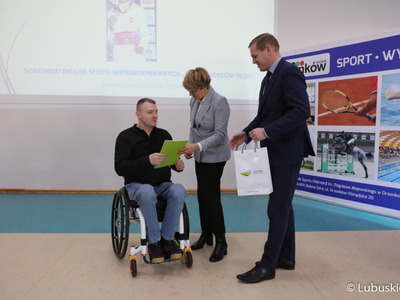 W Wojewódzkim Ośrodku Sportu i Rekreacji w Zielonej Górze Drzonkowie podsumowano wyniki sportowe dzieci i młodzieży w 2022 r. Oprócz nagród dla lubuskich klubów sportowych przyznano wyróżnienia indywidualne.
