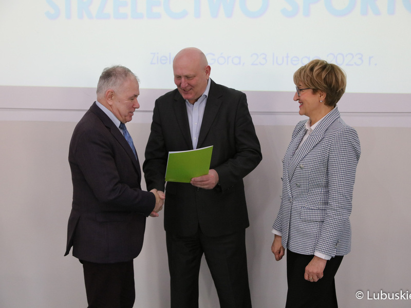 W Wojewódzkim Ośrodku Sportu i Rekreacji w Zielonej Górze Drzonkowie podsumowano wyniki sportowe dzieci i młodzieży w 2022 r. Oprócz nagród dla lubuskich klubów sportowych przyznano wyróżnienia indywidualne.