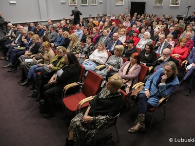 Podczas czwartkowej gali w Bibliotece Norwida ogłoszono laureatów w poszczególnych kategoriach konkursowych Lubuskiego Wawrzynu 2022.
