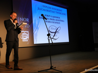 Podczas czwartkowej gali w Bibliotece Norwida ogłoszono laureatów w poszczególnych kategoriach konkursowych Lubuskiego Wawrzynu 2022.
