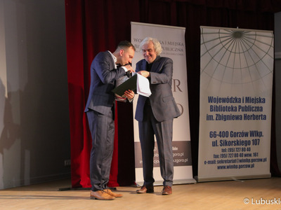 Podczas czwartkowej gali w Bibliotece Norwida ogłoszono laureatów w poszczególnych kategoriach konkursowych Lubuskiego Wawrzynu 2022.
