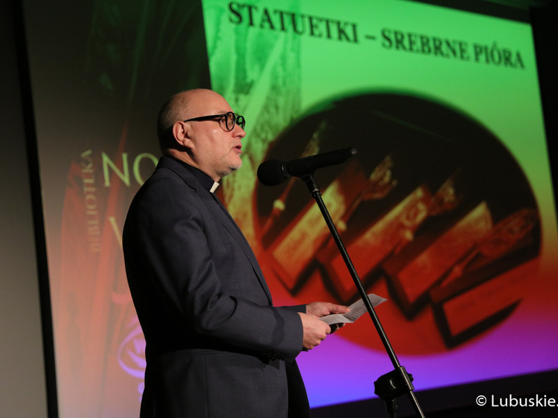 Podczas czwartkowej gali w Bibliotece Norwida ogłoszono laureatów w poszczególnych kategoriach konkursowych Lubuskiego Wawrzynu 2022.