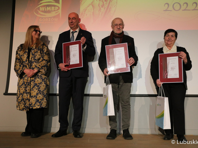 Podczas czwartkowej gali w Bibliotece Norwida ogłoszono laureatów w poszczególnych kategoriach konkursowych Lubuskiego Wawrzynu 2022.