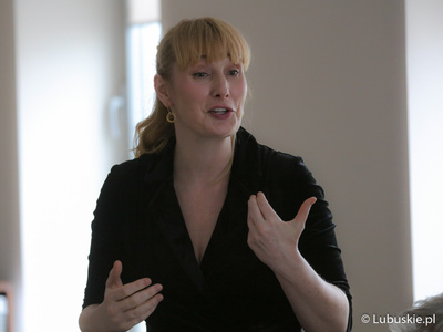 Prof. Katarzyna Brzeźniakiewicz-Janus 
