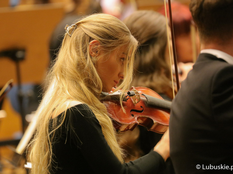 Koncert "Solidarni z Ukrainą" w Filharmonii Zielonogórskiej