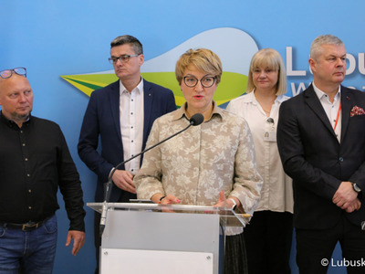 Marszałek Elżbieta Anna Polak na konferencji prasowej inaugurującej kampanię „Tak dla Lubuskiego Centrum Onkologii”. 