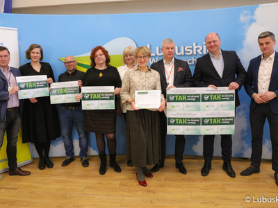 Uczestnicy konferencji prasowej inaugurującej kampanię „Tak dla Lubuskiego Centrum Onkologii”. 