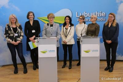 Konferencja prasowa poświęcona Dniu Kobiet w urzędzie marszałkowskim
