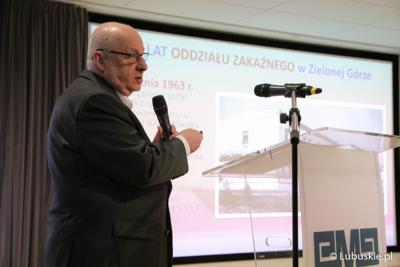 Kierownik Klinicznego Oddziału Chorób Zakaźnych Szpitala Uniwersyteckiego lek. Jacek Smykał