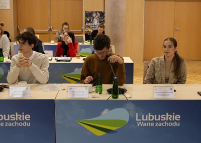 II sesja Młodzieżowego Sejmiku Województwa