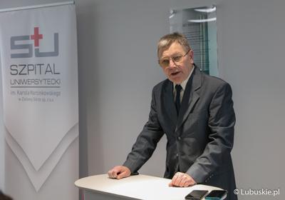 W odsłonięciu tablicy upamiętniającej doktora Zbysława Kopyścia wziął udział także jego syn, Marek Kopyść