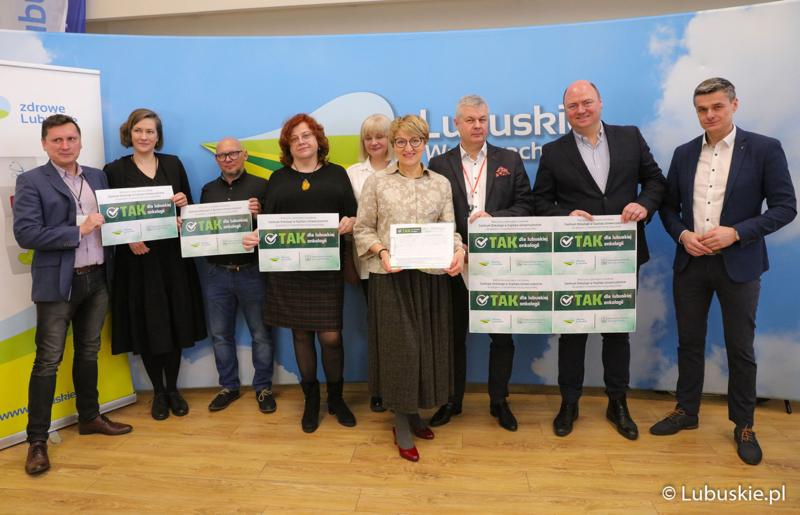 Moment ogłoszenia akcji zbierania podpisów popierających budowę Centrum Onkologii w Szpitalu Uniwersyteckim