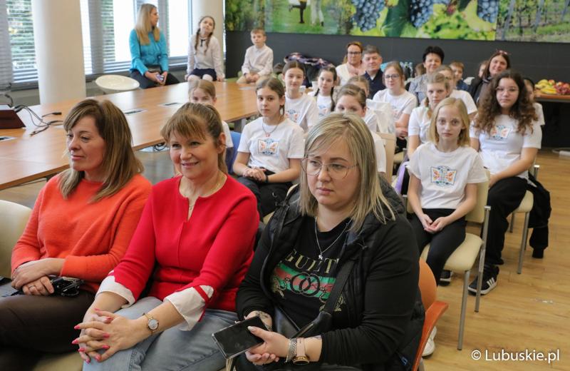 Laureaci konkursu "Raz, dwa, trzy – poruszaj się i TY"