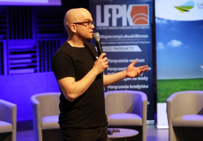 Źródła finansowania własnego biznesu i ochrona własności intelektualnej to jedne z tematów Kongresu Koalicji Lubuskiej na rzecz startupów – West Poland Startup Days. Spotkanie zorganizowano w środę 29 marca 2023 r. w Regionalnym Centrum Animacji Kultury w Zielonej Górze. 