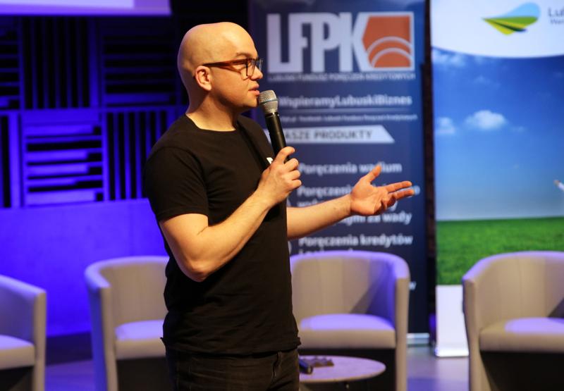 Źródła finansowania własnego biznesu i ochrona własności intelektualnej to jedne z tematów Kongresu Koalicji Lubuskiej na rzecz startupów – West Poland Startup Days. Spotkanie zorganizowano w środę 29 marca 2023 r. w Regionalnym Centrum Animacji Kultury w Zielonej Górze.