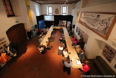 Spotkanie dla przedsiębiorców w ramach cyklu „Business & Breakfast” na Zamku Piastowskim w Krośnie Odrzańskim 