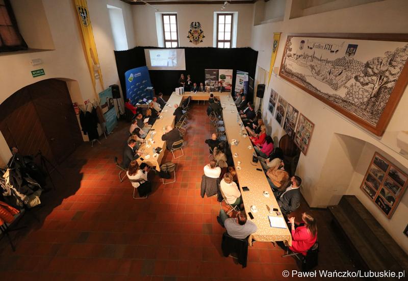Spotkanie dla przedsiębiorców w ramach cyklu „Business & Breakfast” na Zamku Piastowskim w Krośnie Odrzańskim