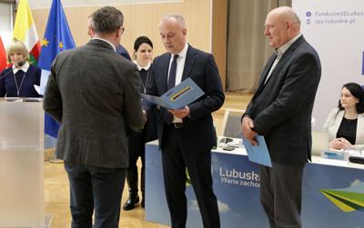 31 marca 2023 r. w Sali Kolumnowej w Urzędzie Marszałkowskim Województwa Lubuskiego odbyło się I posiedzenie Komitetu Monitorującego program Fundusze Europejskie dla Lubuskiego 2021-2027. 