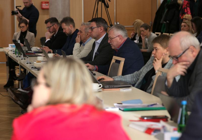 31 marca 2023 r. w Sali Kolumnowej w Urzędzie Marszałkowskim Województwa Lubuskiego odbyło się I posiedzenie Komitetu Monitorującego program Fundusze Europejskie dla Lubuskiego 2021-2027.