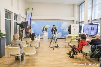 Konferencja prasowa widok ogólny