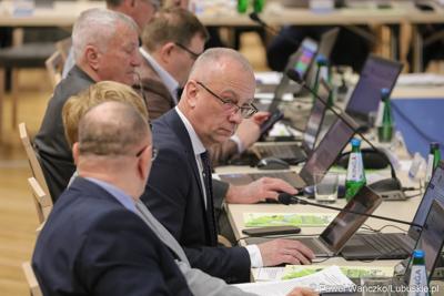 Członek zarządu woj. lubuskiego Marcin Jabłoński.