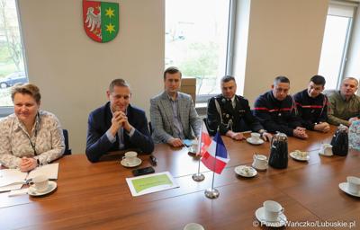 Wicemarszałek Łukasz Porycki gościł delegację strażaków z Burgundii, odbywających wizytę studyjną w województwie lubuskim. 