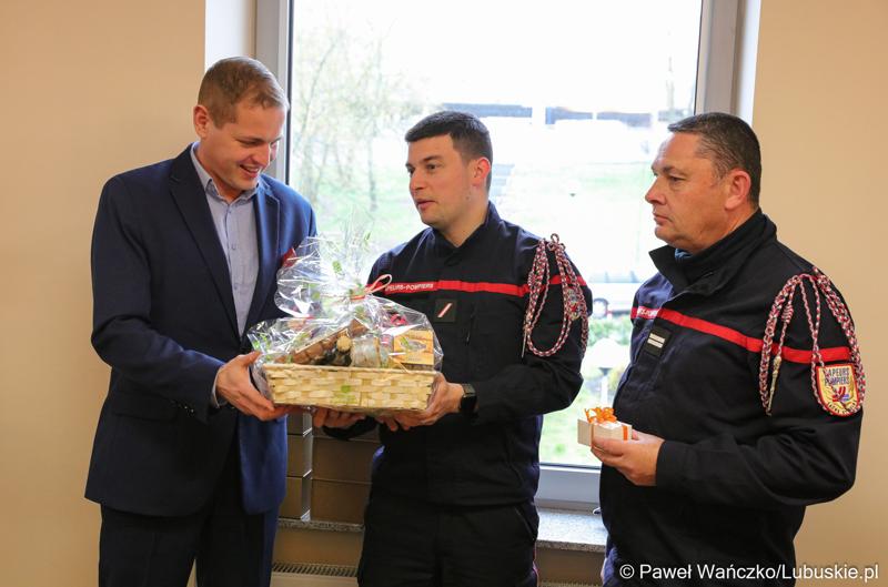 Wicemarszałek Łukasz Porycki gościł delegację strażaków z Burgundii, odbywających wizytę studyjną w województwie lubuskim.