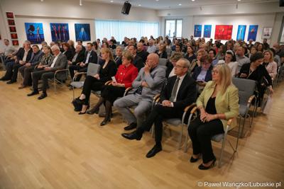 Uczestnicy Lubuskiego Forum Zdrowia w Muzeum Ziemi Lubuskiej w Zielonej Górze