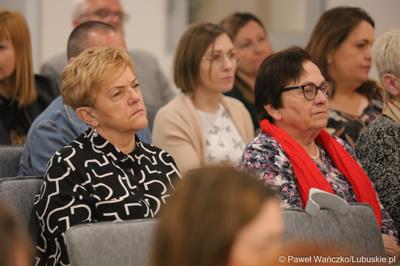 Uczestnicy Lubuskiego Forum Zdrowia w Muzeum Ziemi Lubuskiej w Zielonej Górze