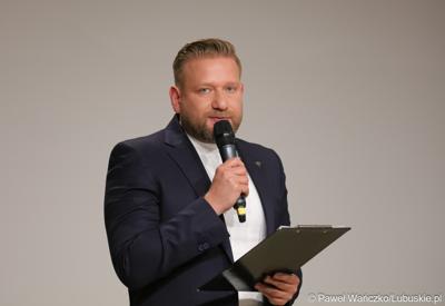Spotkanie poprowadził dziennikarz Bartek Jędrzejak.