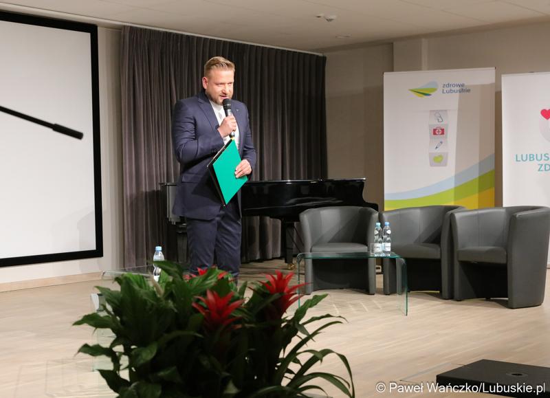 Spotkanie poprowadził dziennikarz Bartek Jędrzejak.