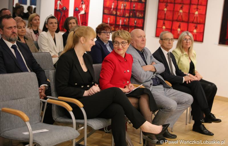 Uczestnicy Lubuskiego Forum Zdrowia w Muzeum Ziemi Lubuskiej w Zielonej Górze
