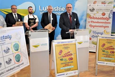 26 kwietnia 2023 r. w Sali Kolumnowej Urzędu Marszałkowskiego Województwa Lubuskiego odbyła się konferencja prasowa inaugurująca kolejny, 3. sezon Warsztatów z Producentami Regionalnymi, organizowanych przez Lubuskie Centrum Produktu Regionalnego