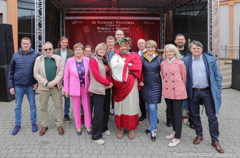 Inauguracja III Lubuskiego Festiwalu Otwartych Piwnic i Winnic w Zielonej Górze