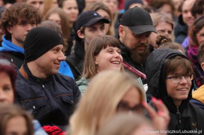 Uczestnicy pokazu kulinarnego Roberta Makłowicza