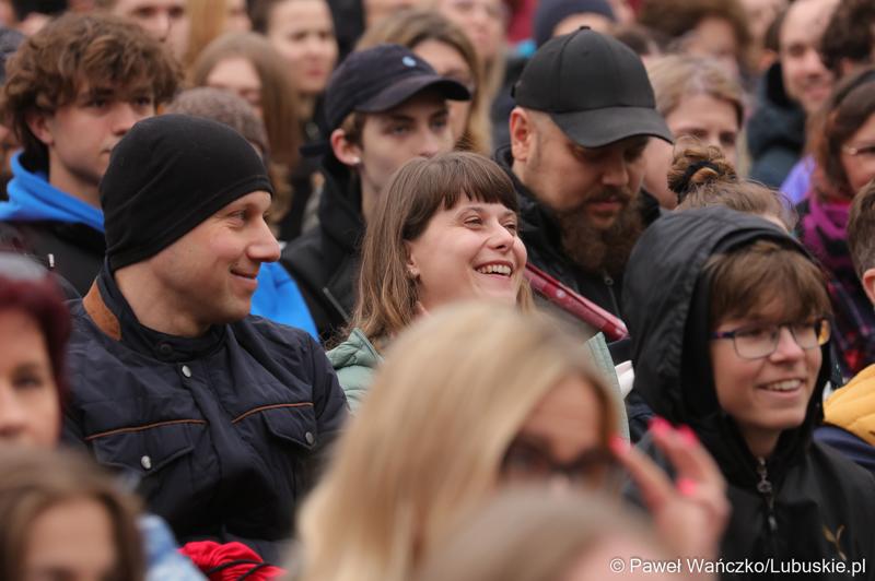 Uczestnicy pokazu kulinarnego Roberta Makłowicza