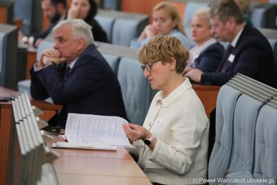 Marszałek Elżbieta Anna Polak podczas posiedzenia Komitetu ds. Współpracy Międzyregionalnej Polsko-Niemieckiej Komisji Międzyrządowej ds. Współpracy Regionalnej i Przygranicznej w w Dolnośląskim Urzędzie Wojewódzkim we Wrocławiu.