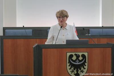 Marszałek Elżbieta Anna Polak podczas posiedzenia Komitetu ds. Współpracy Międzyregionalnej Polsko-Niemieckiej Komisji Międzyrządowej ds. Współpracy Regionalnej i Przygranicznej w w Dolnośląskim Urzędzie Wojewódzkim we Wrocławiu.