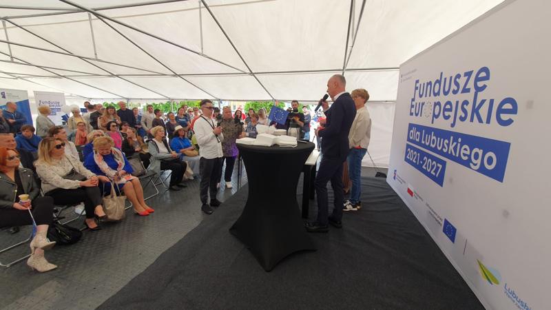 W niedzielę 14 maja 2023 r. Słubicach odbył się pierwszy w tym roku Piknik Funduszy Europejskich organizowany przez Urząd Marszałkowski Województwa Lubuskiego