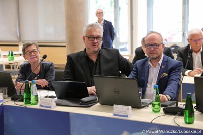 Radni wojewódzcy podczas majowej Sesji Sejmiku Województwa Lubuskiego 