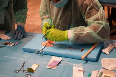 20 maja 2023 r. Collegium Medicum Uniwersytetu Zielonogórskiego i Uniwersytet Medyczny im. Karola Marcinkowskiego w Poznaniu po raz czwarty zorganizowały w Zielonej Górze Mistrzostwa Polski w Szyciu Chirurgicznym