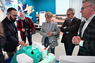 20 maja 2023 r. Collegium Medicum Uniwersytetu Zielonogórskiego i Uniwersytet Medyczny im. Karola Marcinkowskiego w Poznaniu po raz czwarty zorganizowały w Zielonej Górze Mistrzostwa Polski w Szyciu Chirurgicznym